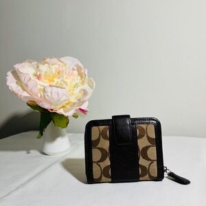 Coach Brown Parker Signature Wallet Leather Trim Zip Around Multifunction Pocket